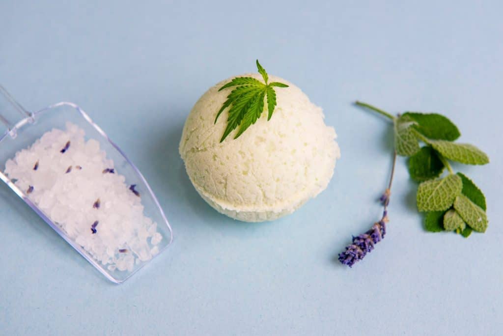 discover the soothing benefits of cbd bath bombs, designed to elevate your bathing experience. learn how these infused products can promote relaxation, relieve stress, and enhance overall wellness, while providing a luxurious and aromatic escape at home.